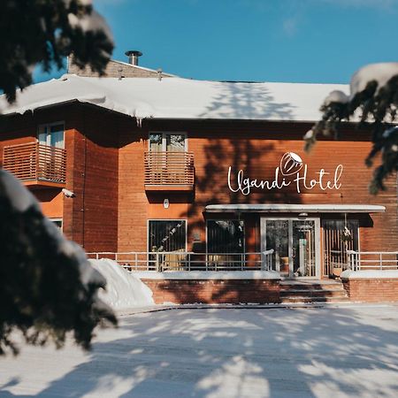 Ugandi Hotel Отепя Экстерьер фото