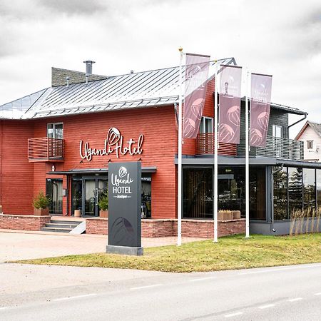 Ugandi Hotel Отепя Экстерьер фото