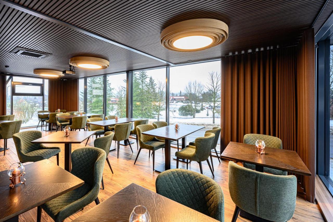 Ugandi Hotel Отепя Экстерьер фото