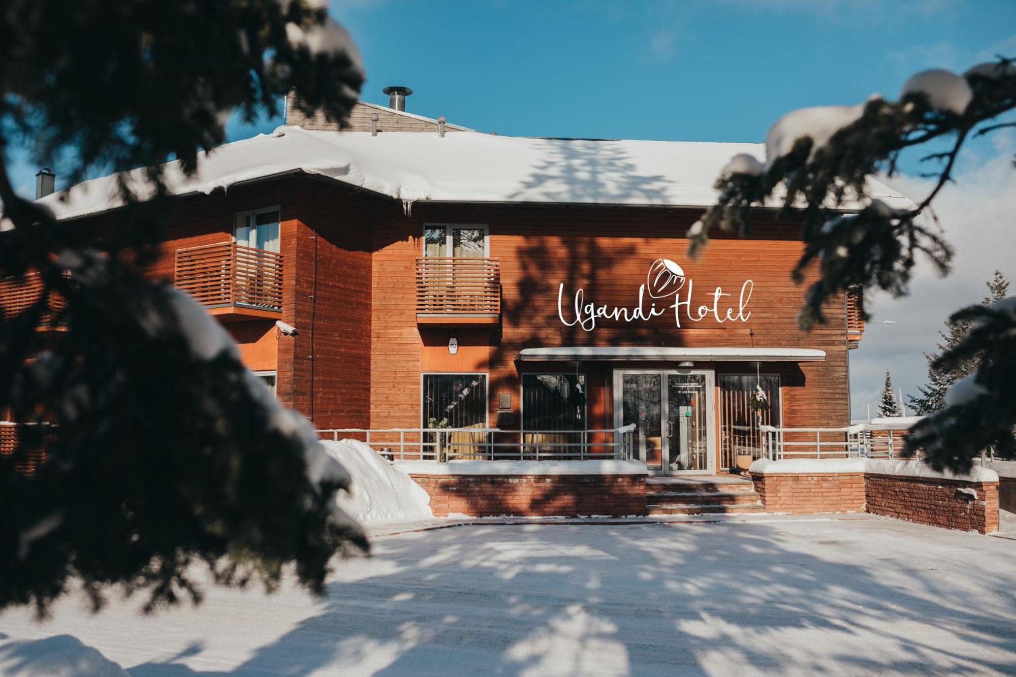 Ugandi Hotel Отепя Экстерьер фото