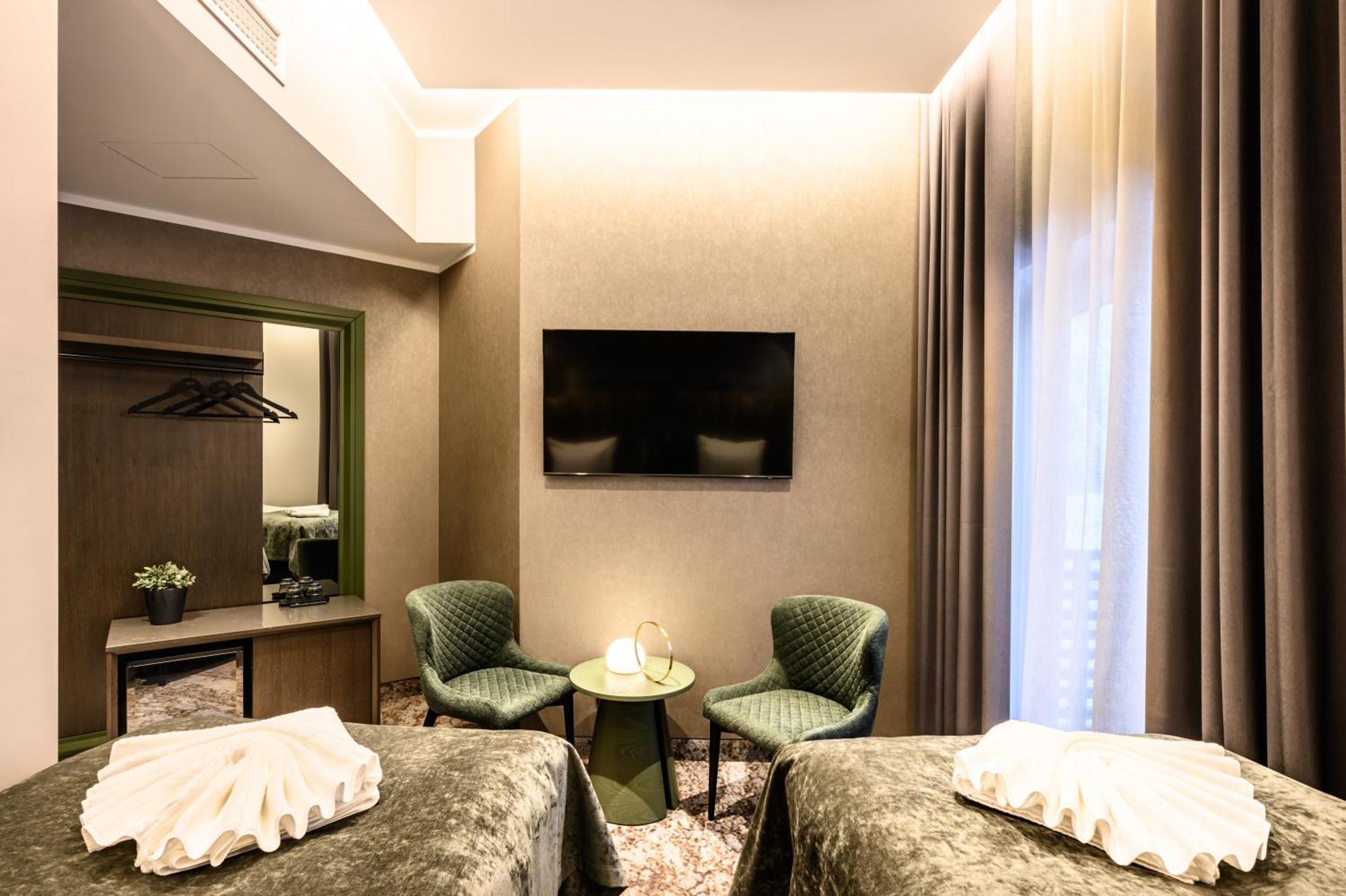 Ugandi Hotel Отепя Экстерьер фото