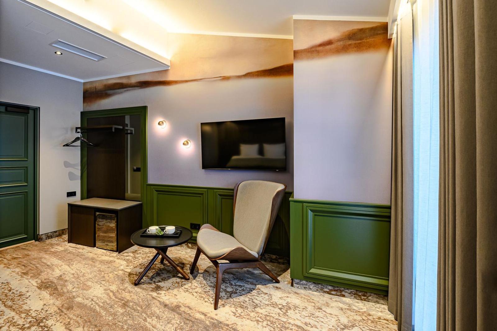 Ugandi Hotel Отепя Экстерьер фото